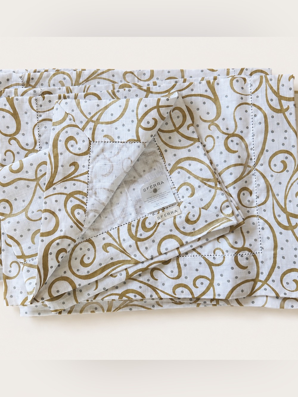 NWT SFERRA Frolic Gold Festive Holiday Linen Placemats Set of 8